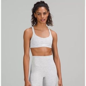 Lululemon free to be bra